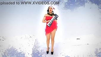 I'M Assisting Santa This Christmas! Enjoy Some Xxx Fun With Me!