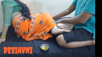 Sinnliche Massage Der Indischen Avni