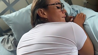 La Milf Mandy Waters Se Fait Baiser Le Cul Dans Un Fantasme De Beau-Parent