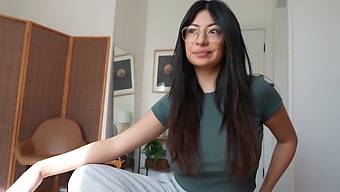 Nechtiac Som Mal Sex S Mojou Nevlastnou Sestrou Na Pohrebe Môjho Starého Otca